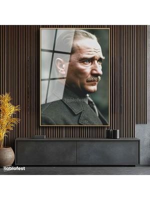Tablofest Altın Renk Metal Çerçeveli Tamperli Cam Tablo Atatürk Asil Duruş Palto Atatürk Tablosu Duvar Dekoru