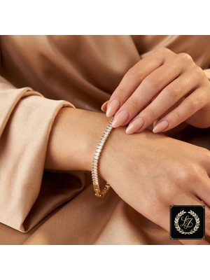 Xuping Jewelry Vıp Seri 316L Çelik 14K Gold Renk Baget Taşlı Suyolu Bileklik 19,5 cm