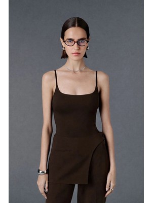 Vatkalı Askılı kare yaka bodysuit