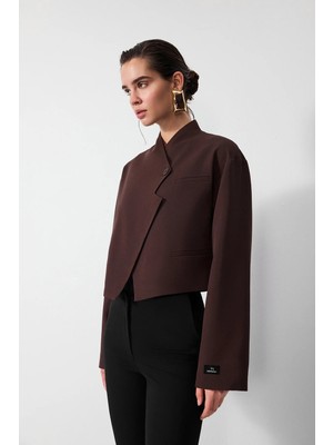 Vatkalı Diagonal crop blazer ceket