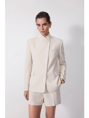 Vatkalı Dik Yaka Düğmeli Blazer Ceket