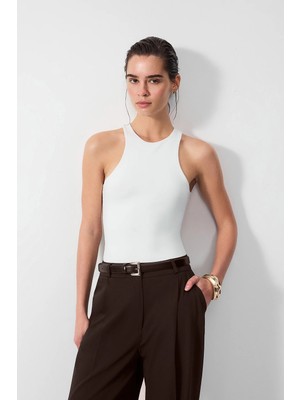 Vatkalı Halter yaka bodysuit