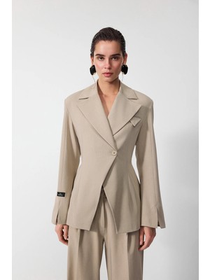 Vatkalı Kruvaze vücuda oturan blazer - Premium Collection