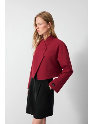Vatkalı Diagonal crop blazer ceket