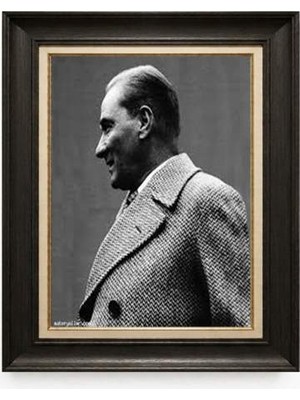 Giyense Tablore Siyah Varaklı Paspartulu Çerçeveli Atatürk Tablo A53