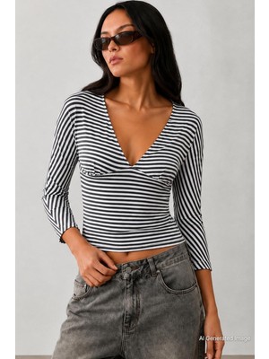 Madmext Lacivert Çizgili V Yaka Slim Fit Kadın Bluz MG2887