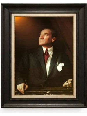 Giyense Tablore Siyah Varaklı Paspartulu Çerçeveli Atatürk Tablo A293