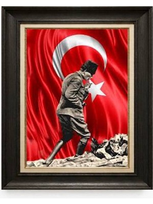 Giyense Tablore Siyah Varaklı Paspartulu Çerçeveli Atatürk Tablo A367