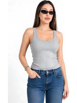 Moviment Gri Fitted Havuz Yaka Atlet | Kalın Askılı Fitilli Kaşkorse Örme Kumaş | %98 Pamuk %2 Elastan Esnek Vücuda Oturan Basic Atlet