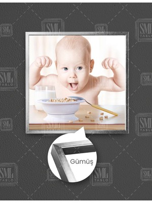 SML Tablo Mavi Gözlü Bebek Yemek Yerken Mutfak Süt Kare Çerçeveli Kanvas Tablo