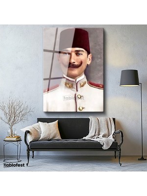 Tablofest Tamperli Cam Tablo Atatürk Fesli Gençlik Atatürk Tablosu Duvar Dekoru