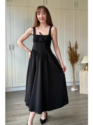 Dilay Gökoğlu Butik Askılı Kloş Midi Siyah Elbise