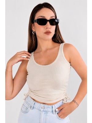 Moviment Bej Büzgü Drape Detaylı Crop Atlet | Havuz Yaka Fitted Kalıp | Asimetrik Kesim Fitilli Kaşkorse Esnek Örme Kumaş | %96 Pamuk %4 Elastan