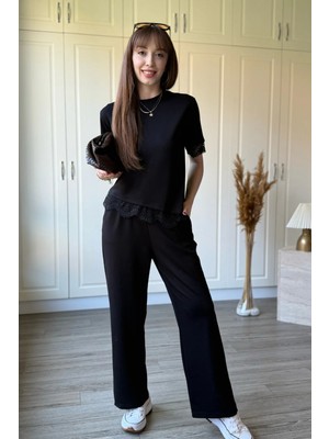 Dilay Gökoğlu Butik Dantel Detaylı Asimetrik Siyah T-Shirt Takım