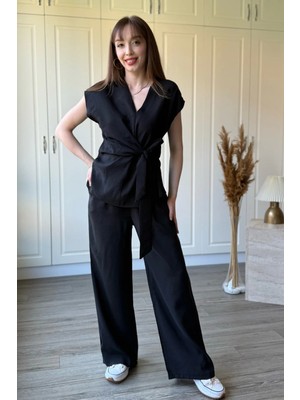 Dilay Gökoğlu Butik Tensel Kumaş Önü Bağlamalı Siyah Pantolon Bluz Takım