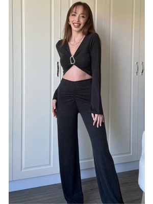 Dilay Gökoğlu Butik Aksesuarlı Crop Uzun Kollu Gri Takım