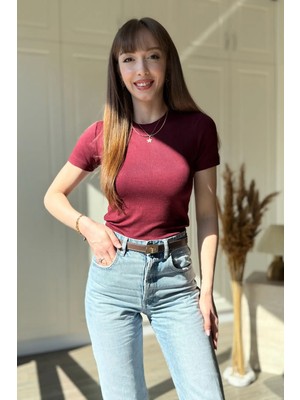 Dilay Gökoğlu Butik Buzzy Kumaş Kısa Kollu Yumuşak Bordo Body