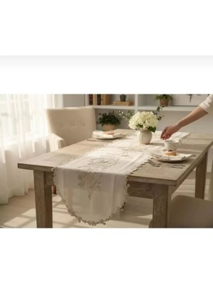 Ceki Home Masa Üzerine Runner, Masa Runneri Altın Simli Işlemeli Detaylı Simella 50 x 140 cm