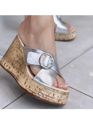 Mammamia 2155 10CM Dolgu Topuklu Kadın Deri Terlik