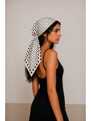 Nazzain Irili & Küçük Beyaz Puantiyeli Fular Bandana