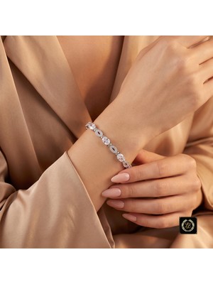 Xuping Jewelry Vıp Seri 316L Çelik Gümüş Renk Oval Taşlı ve Halkalı Suyolu Bileklik 19 cm