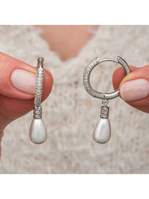 Tienda Elegante Gümüş Zirkon Taşlı Sallantılı Damla İnci Küpe