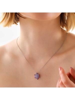 Tienda Elegante Gümüş Mor Lotus Çiçeği Kadın Kolye