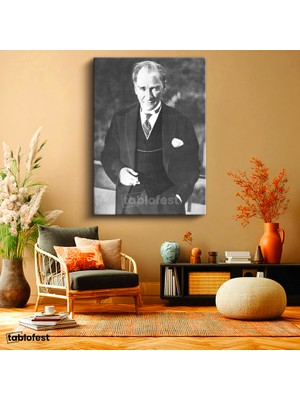 Tablofest Dikey Kanvas Tablo Atatürk Yelekli Sivil Duruş Atatürk Tablosu Ev Ofis Duvar Dekoru