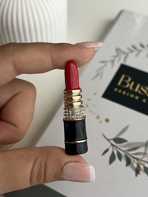 Busradan Design Kırmızı Ruj Broş