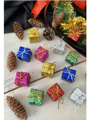 Hace Bazaar 3 Lü Yılbaşı Seti-12'li Mini Hediye Paketi Süsü-12’li Gold Yılbaşı Ç.ağacı Topu-12'li Çam Ağacı Çan