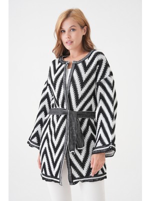 Woman Vision Kadın Siyah Beyaz Triko Kumaş Zigzag Desenli Kuşak Detaylı Triko Hırka 3201