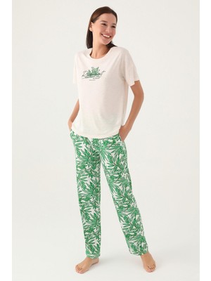 Pierre Cardin Paris Premium Kadın Desenli Rahat Kalıp Kısa Kol Pijama Takımı