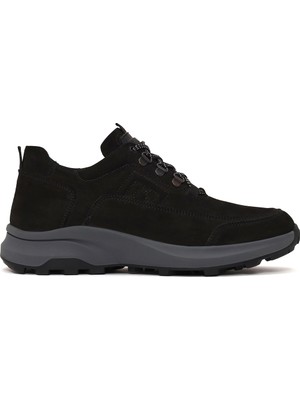 Derimod Erkek Siyah Bağcıklı Kalın Tabanlı Nubuk Deri Casual Sneaker WM700005DN
