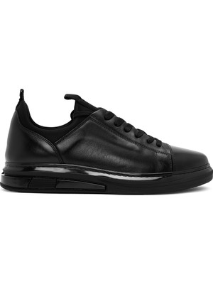 Derimod Erkek Siyah Bağcıklı Kalın Tabanlı Deri Sneaker WM660005DV