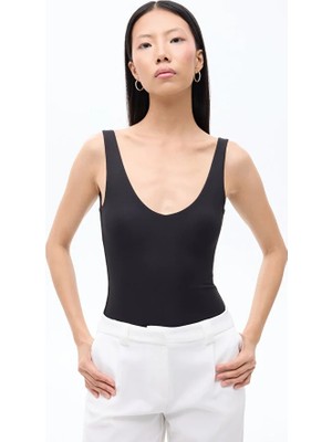 Quzu 26KATL01075 Askılı Bluz Siyah