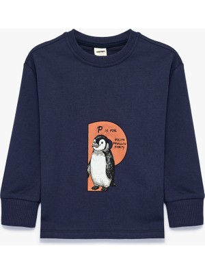 Koton Penguen Baskılı Pamuklu Bisiklet Yaka Uzun Kollu Oversize Tişört