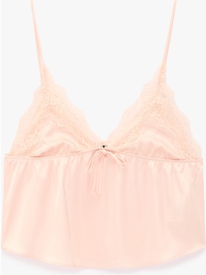 Koton Rahat Kalıp Dantel Detaylı Saten Askılı Pijama Üstü