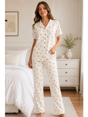 TeknoKapsül Beyaz Kiraz Desenli Kısa Kollu Gömlek Yaka Milan Kumaş Kadın Pijama Takımı - Beyaz / L