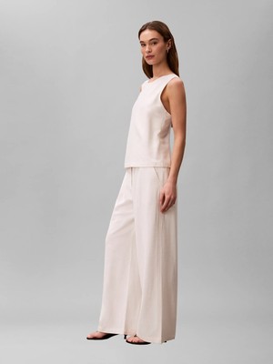 Calvin Klein Kadın / Kız Beyaz Calvin Klein Hvy Textured Shıne P, Yas, 4 Beyaz Kadın Pantolon