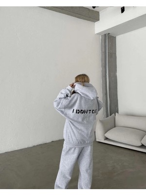 Tarz Yeri Kadın Nakış Işlemeli 3 Iplik Pamuklu Sweat Alt-Üst Takım- Gri