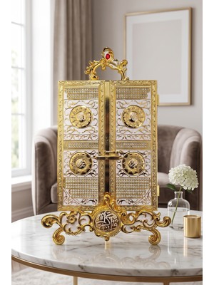 Rasha Collection Taş Işlemeli Altın Renk Metal Kuran Muhafaza ve Dekoratif Stand Seti