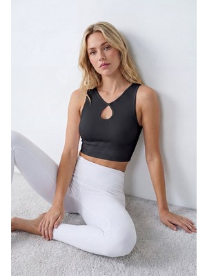 Nbb Siyah Seamless Dekolte Yaka Crop Body