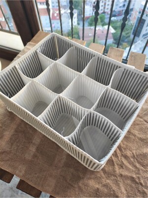 12 Bölmeli Pratik Bölmeli Çekmece Düzenleyici Organizer