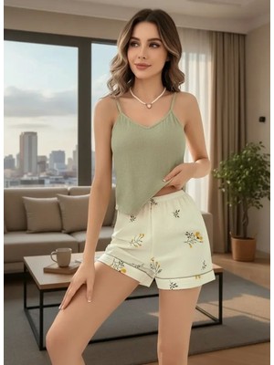 Najmaddin Beru Kadın Ekru Çiçek Baskılı Şortlu Gecelik Pijama Takımı Rahat Şık 2’li Set Beru Najma