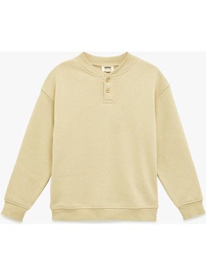 Koton Erkek Çocuk Uzun Kollu Düğme Detaylı Yuvarlak Yaka Oversize Sweatshirt
