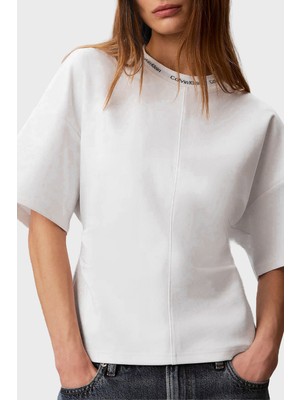 Calvin Klein Logolu Oversize Yuvarlak Yaka T Shirt LV047G235GYAF Kadın T Shirt LV047G235G Yaf