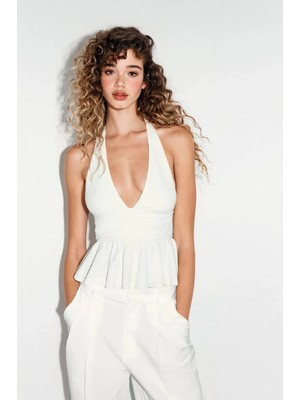 Olsa Moda Kadın V Yaka Sırtı Açık Dokulu Kumaş Eteği Volanlı Bluz