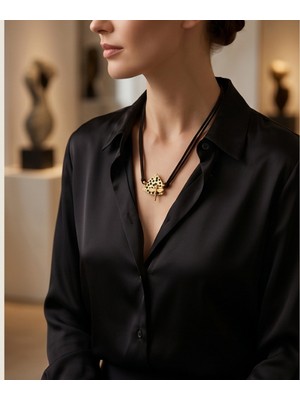 Dilhan Atlay Yusufçuk Motifli, Choker  Kolye