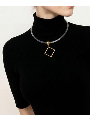 Dilhan Atlay Kare Uçlu, Choker Kolye