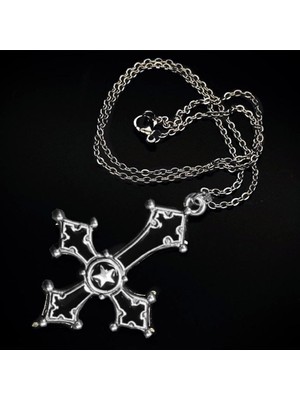 Dükkan Design Gotik Yıldızlı Ters Haç Kolye